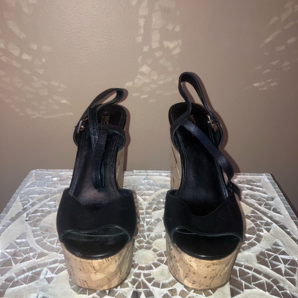 MICHAEL Michael Kors Wedge Sandals - Picture 4 of 10